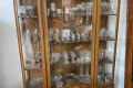 Speisezimmer_mit_Vitrine_Buffet_Anrichte_und_Esstisch_mit_6_Stuehlen_Art_deco_Zebrano.jpg
